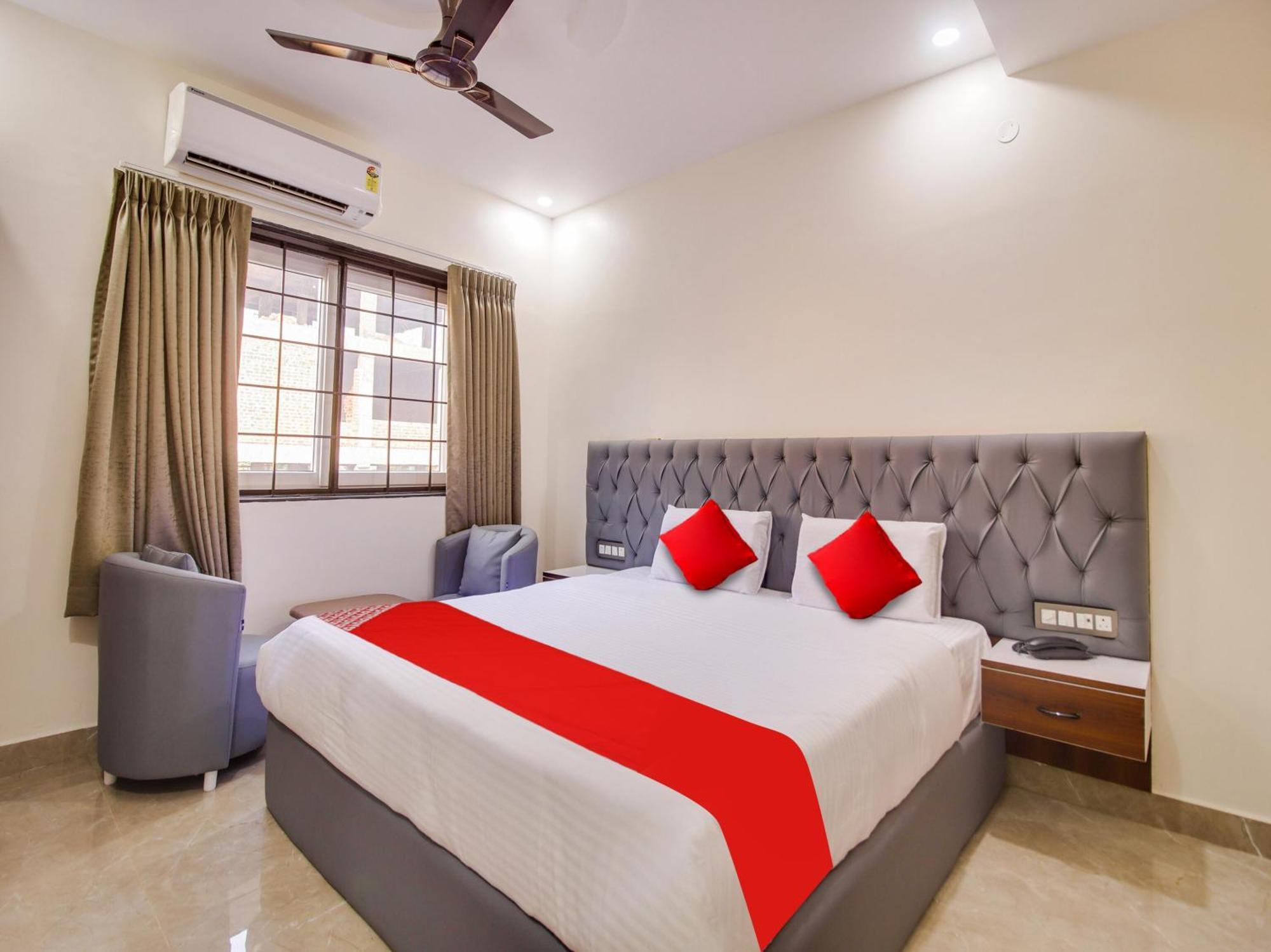 Hotel O Rr Residency Khammam Esterno foto